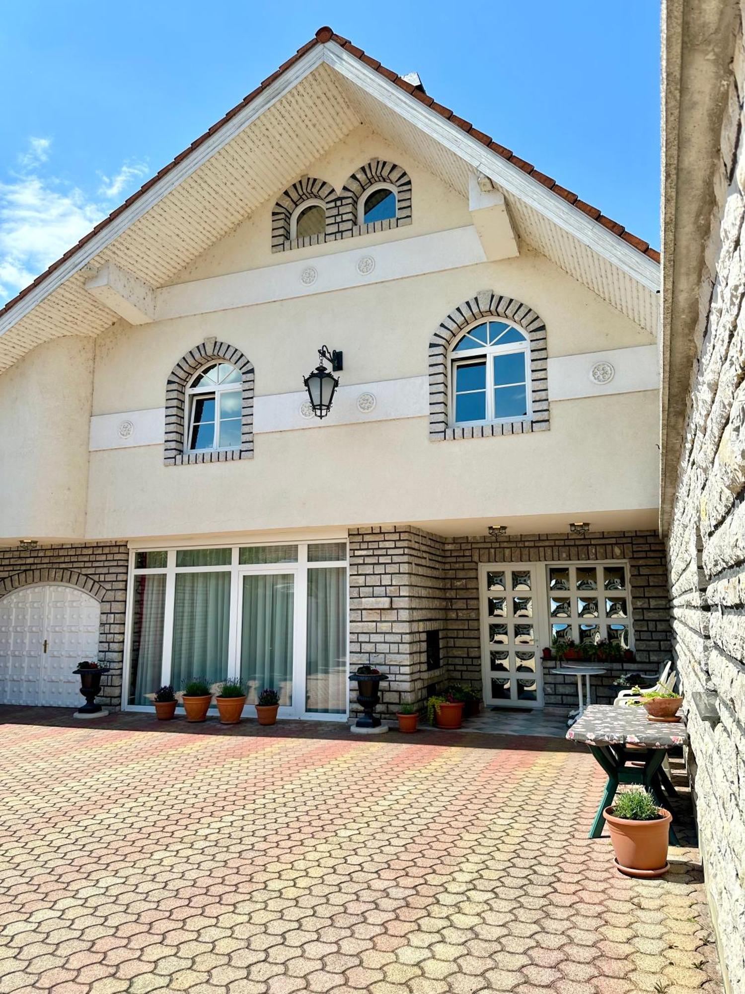Ello Residence Veszprém المظهر الخارجي الصورة